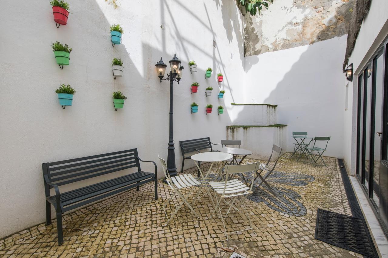 Appartamento Lovelystay - Bica Patio Duplex